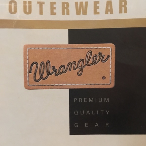 Vest - Picture 4 of 8